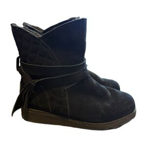 BearPaw Women's Black Wool-Lined Boots